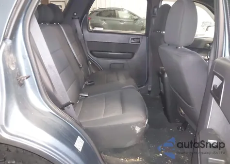 2011 Ford Escape Xlt из США, поврежденный, VIN 1FMCU9DG8BKA41038